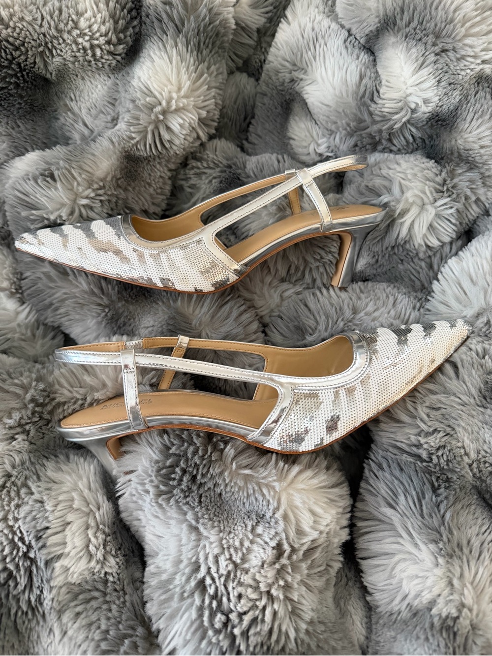Michael Kors Silver Sequin Slingback Pointed-Toe Kitten Heels Size 9.5 $70 BNIB